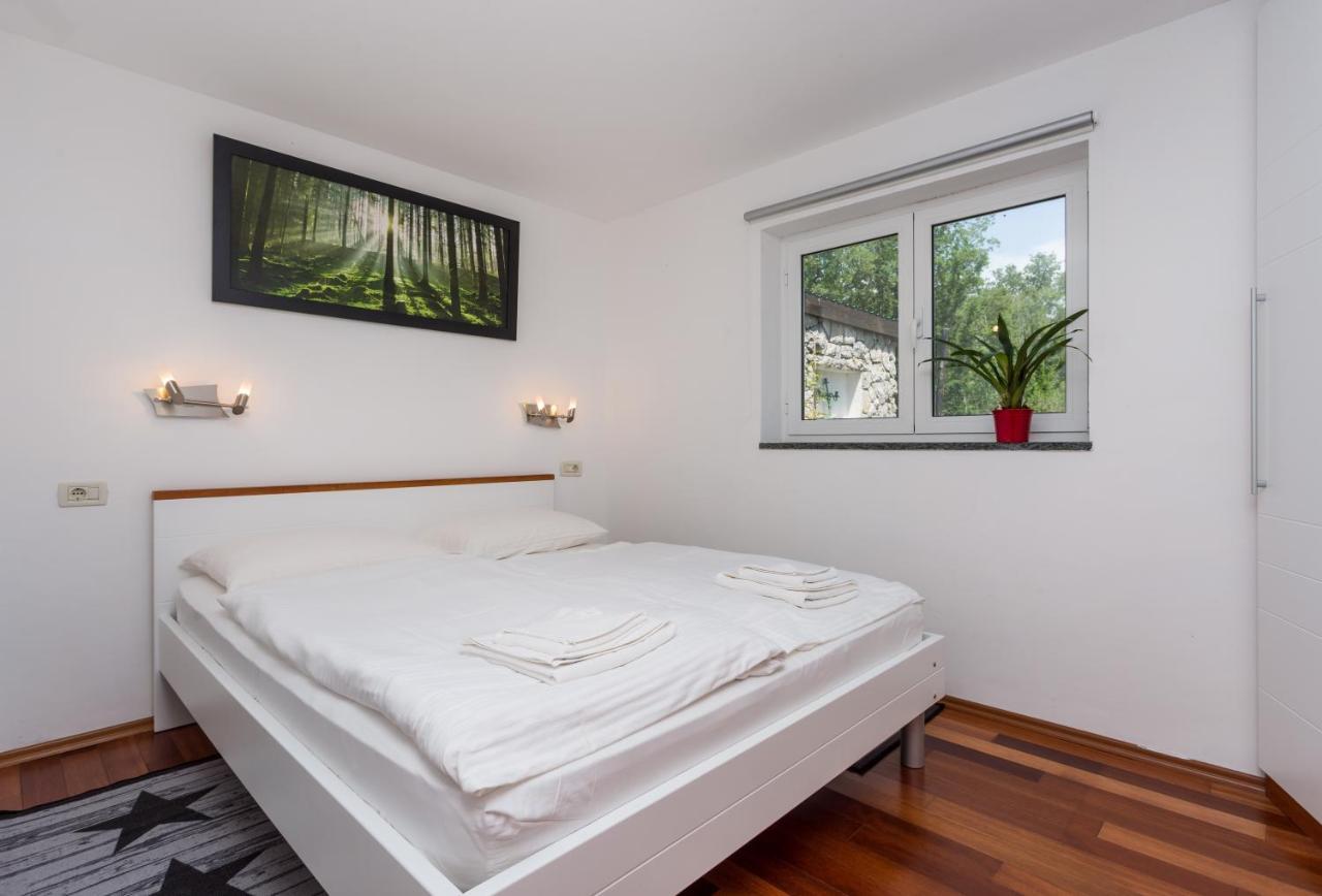 Molnar Resort Apartment Sergej Brzac Exterior photo